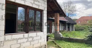 7 room house in Se, Hungary