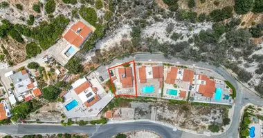 Haus 3 Schlafzimmer in Peyia, Zypern