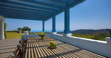 Villa 5 bedrooms in Benahavis, Spain