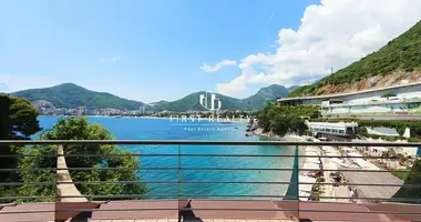 2 bedroom apartment in Becici, Montenegro