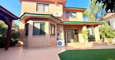 Haus 5 Schlafzimmer in Kato Polemidia, Zypern