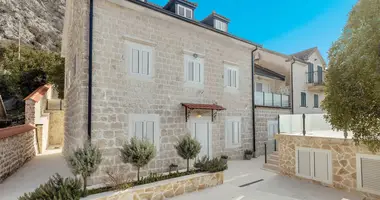 Villa 9 zimmer in Dobrota, Montenegro