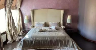Многоуровневые квартиры 2 спальни с Мебель, с Парковка, с Кондиционер в Киев, Украина