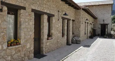 Hotel 510 m² in Eptalofos, Griechenland