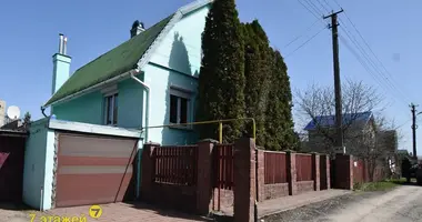 Maison dans Baraulianski sielski Saviet, Bélarus