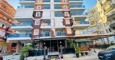 Apartamento 1 habitacion con acristalamiento con cámara, con balcón en Mahmutlar, Turquía