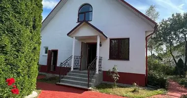 Haus in Dzieraunianski sielski Saviet, Weißrussland