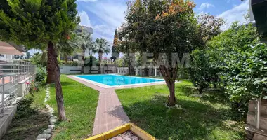 3 bedroom apartment in Konyaalti, Turkey