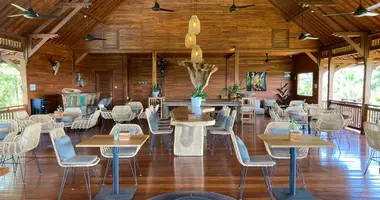 Wohnung 14 Schlafzimmer in Antosari, Indonesien