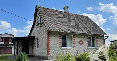 Haus in Kliejnikauski siel ski Saviet, Weißrussland