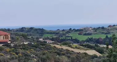 Участок земли в Сообщество Святого Тихона, Кипр
