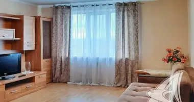 Apartamento 3 habitaciones en Brest, Bielorrusia