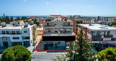 Propiedad comercial 566 m² en Yeroskipou, Chipre