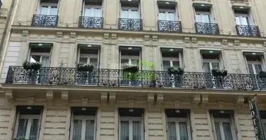 De inversiones 2 072 m² en París, Francia