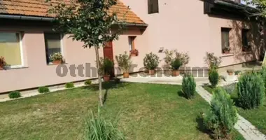 4 room house in Polgardi, Hungary
