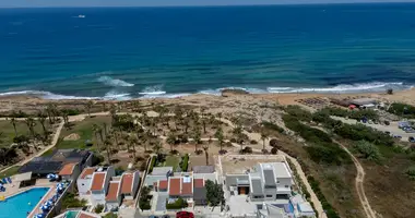 2 bedroom house in Chloraka, Cyprus