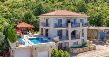 Villa 3 bedrooms in Katun Rezevici, Montenegro