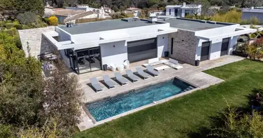 5 bedroom villa in France