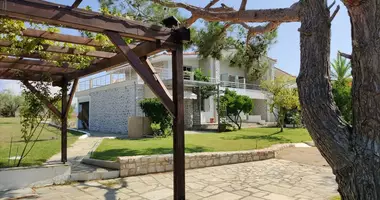 Dom wolnostojący 4 pokoi w Nikiti, Grecja