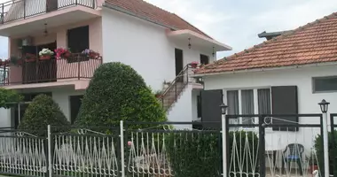 5 bedroom house in Susanj, Montenegro