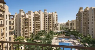 Apartamento 4 habitaciones en Dubái, Emiratos Árabes Unidos