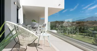Penthouse 3 bedrooms with Balcony, with Garden, with terrassa in Ojen, Spain