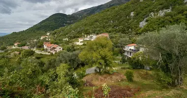 Участок земли в Биела, Черногория