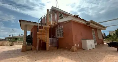 4 bedroom house in Benidorm, Spain