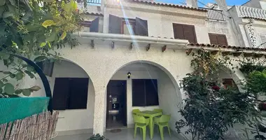 Villa 2 bedrooms in Torrevieja, Spain