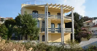 Villa 4 bedrooms with parking, with Sea view in Montenegro