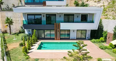 Villa 5 habitaciones con vista al mar, con la piscina, con vistas a las montañas en Alanya, Turquía