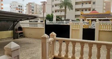 Apartamento 4 habitaciones en Torrevieja, España