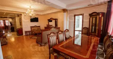 4 room apartment in Resort Town of Sochi (municipal formation), Russia