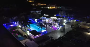 Villa 5 Zimmer in Agia Napa, Cyprus