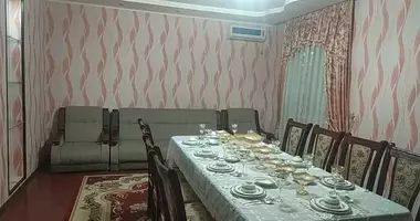 Дом 4 комнаты с мебелью, с кондиционером в Мирзо-Улугбекский район, Узбекистан