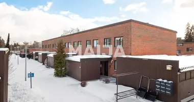 Apartamento 3 habitaciones en Jyvaeskylae sub-region, Finlandia