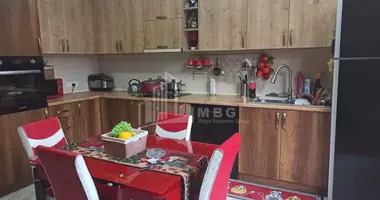 Villa 6 Zimmer mit Möbliert, mit Asphaltierte Straße, mit Verfügbar in Tiflis, Georgien
