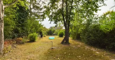 Grundstück in Gemeinde Stockerau, Österreich