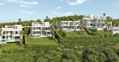 Villa  mit Terrasse, mit Garage, mit Garten in Estepona, Spanien