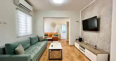 Apartamento 3 habitaciones con aparcamiento público en Budva, Montenegro