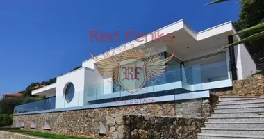 Villa 4 bedrooms in Bergeggi, Italy