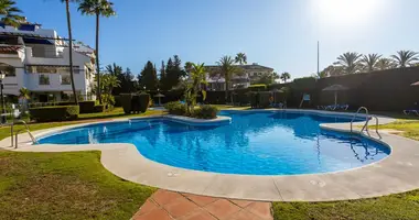 Квартира 2 спальни в San Pedro Alcantara, Испания
