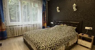 Apartamento 3 habitaciones en Minsk, Belarús