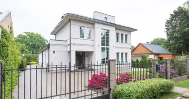 Casa 5 habitaciones en Jurmala, Letonia