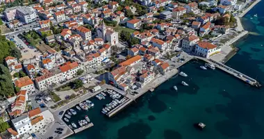 Haus 5 Zimmer in Kastel Kambelovac, Kroatien