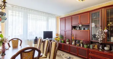 Apartamento 3 habitaciones en Varsovia, Polonia