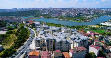 Apartamento 3 habitaciones en Beyoglu, Turquía