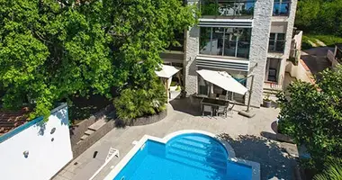 Villa 4 habitaciones en Sustas, Montenegro