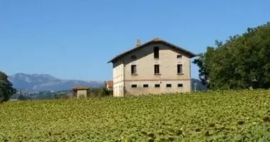 Dom 13 pokojów w Terni, Włochy