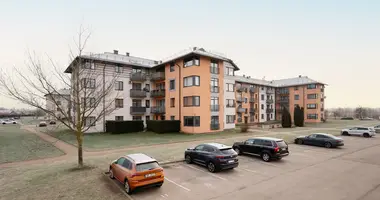 4 room apartment in Marupes novads, Latvia